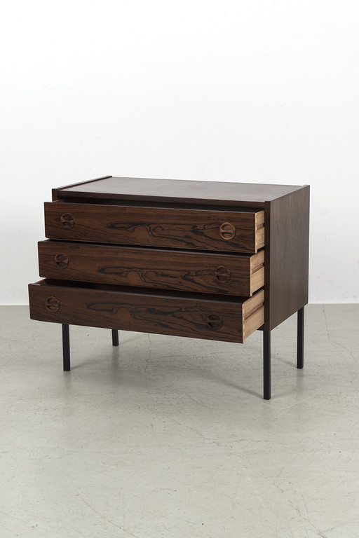 Vintage chest of drawers