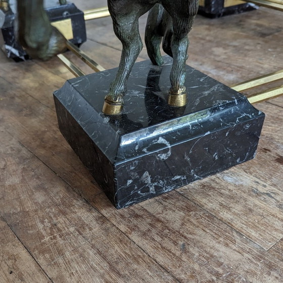 Image 1 of Table basse vintage bronze laiton chevaux
