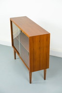 Vetrina vintage in teak Søborg di Børge Mogensen