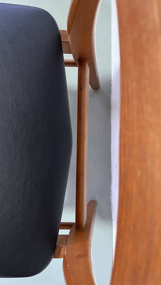 Image 1 of Findahls Møbler Chaises vintage