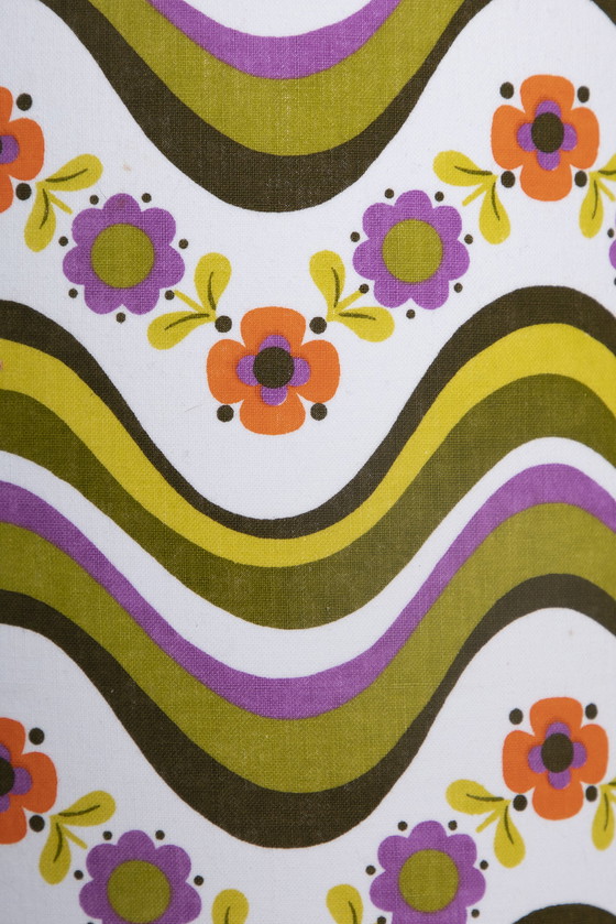 Image 1 of Bellissimo paralume retrò in vari colori con base in pietra di seconda mano di Lampenliefde