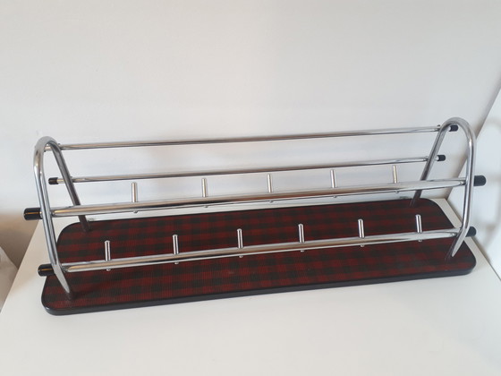 Image 1 of Porte-manteau vintage à damier rouge