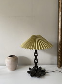 Vintage chain cast iron table lamp