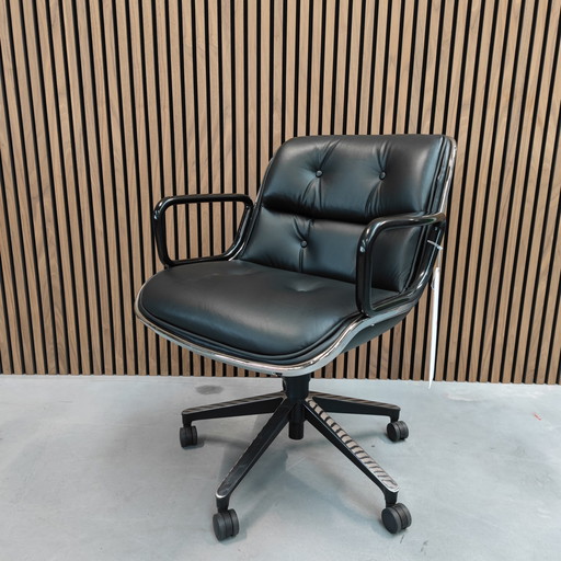 Knoll Pollock Executive desk chair