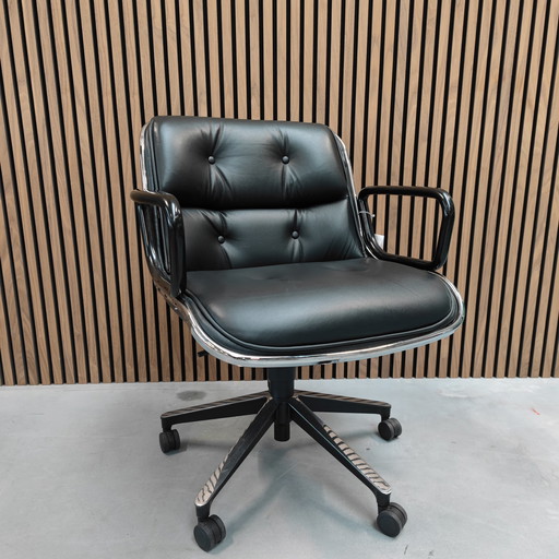 Knoll Pollock Executive desk chair