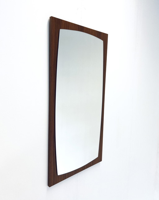 Danish Mirror