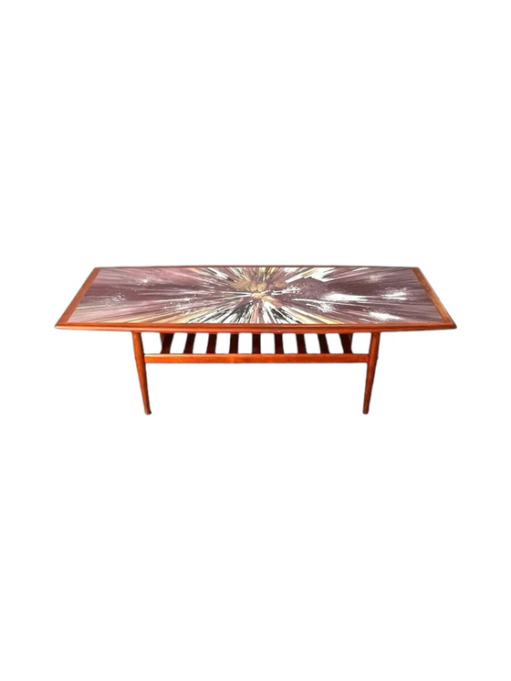 Image 1 of Coffee table