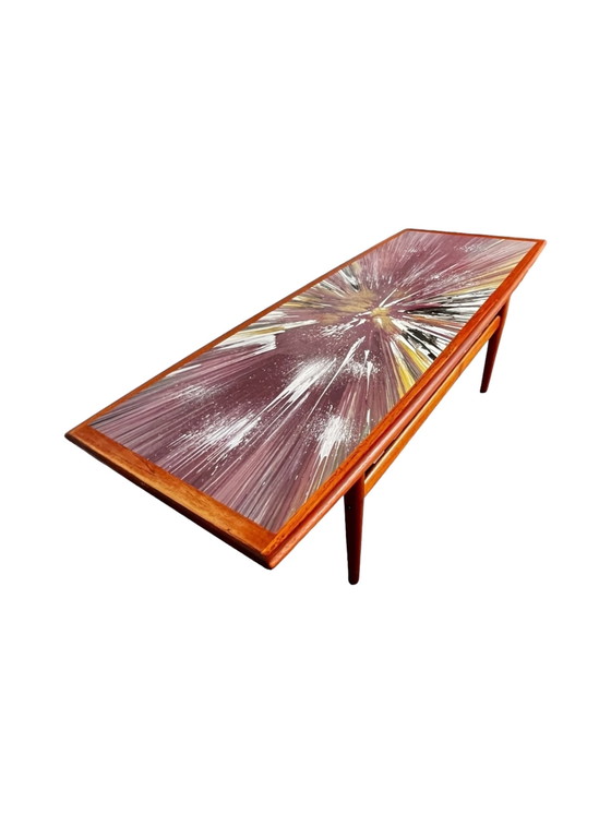 Image 1 of Coffee table