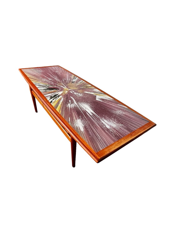 Image 1 of Coffee table