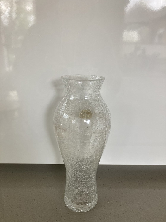 Image 1 of Craquetee vase