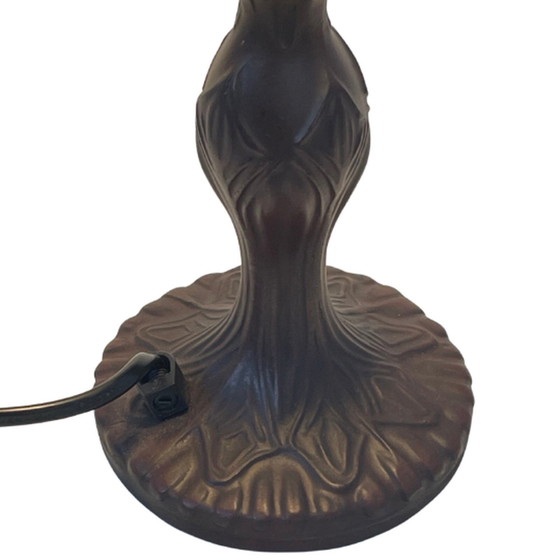 Image 1 of Tiffany style table lamp - Stained glass shade and decorative base - Ca. 1980’s (no cracks)