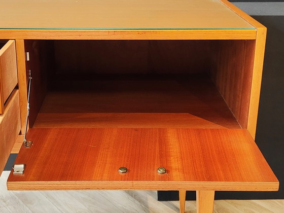 Image 1 of 2 armoires anciennes