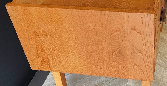 Image 1 of 2 armoires anciennes