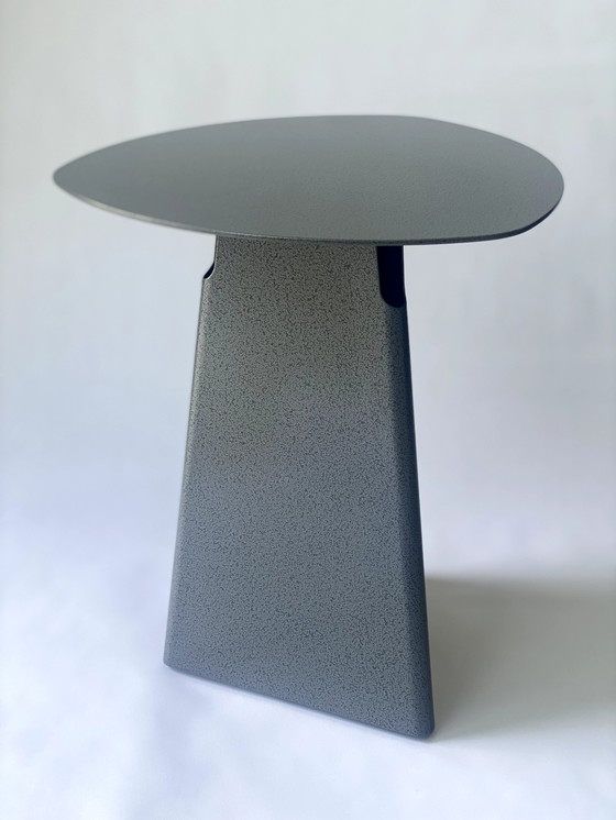 Image 1 of Pode Roderick Vos side table metal