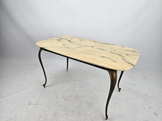 Image 1 of Table basse en marbre italien avec base en laiton