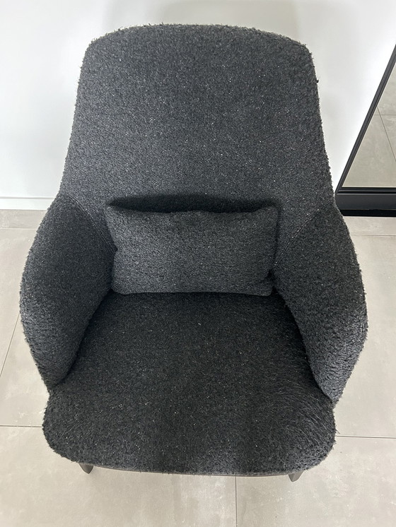 Image 1 of Black armchair Baldwin