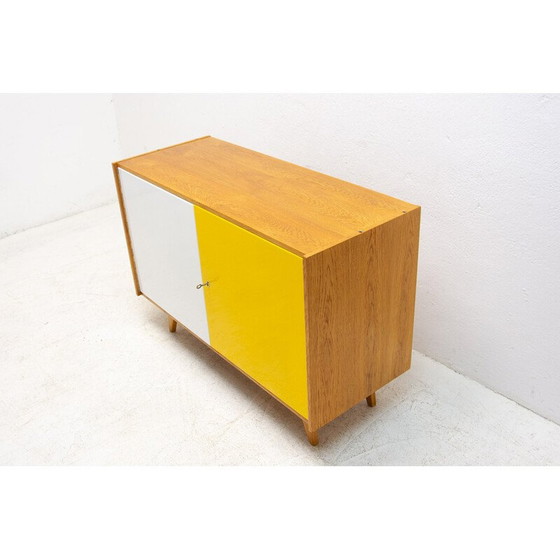 Image 1 of Vintage U-450 highboard in beech by Jiří Jiroutek for Interiér Praha, Czechoslovakia 1960