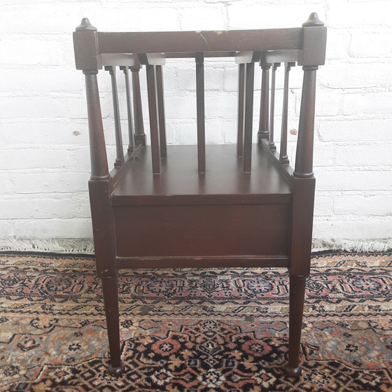 Image 1 of Mobiletto porta dischi in legno d'epoca