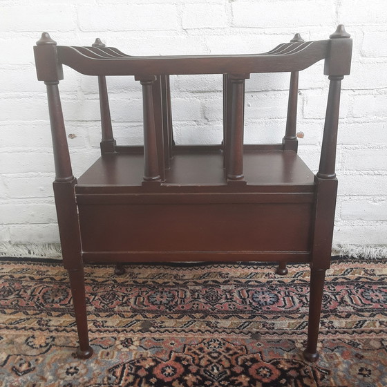 Image 1 of Mobiletto porta dischi in legno d'epoca