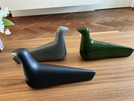 1x Vitra Loiseau Ceramic Ivy glossy