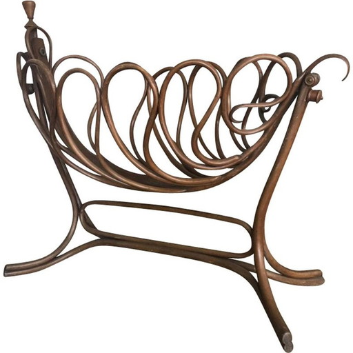 Vintage cradle in curved beechwood
