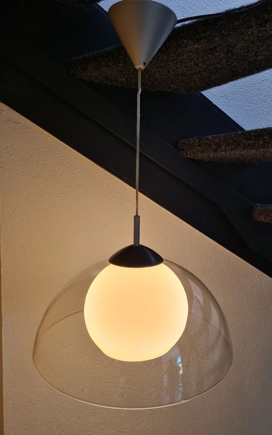 Image 1 of Lampe suspendue en verre massif