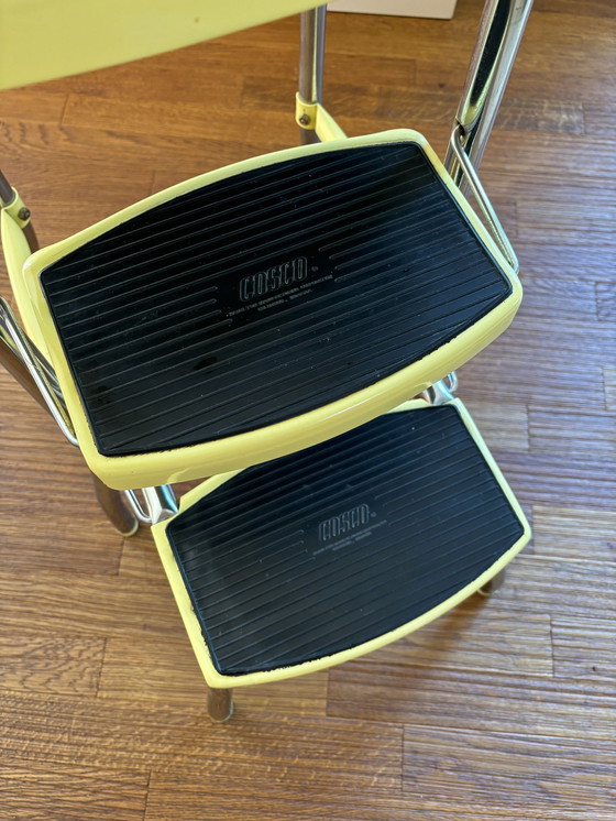 Image 1 of Cosco high chair Children's chair Stair chair Bar stool 50s yellow metal