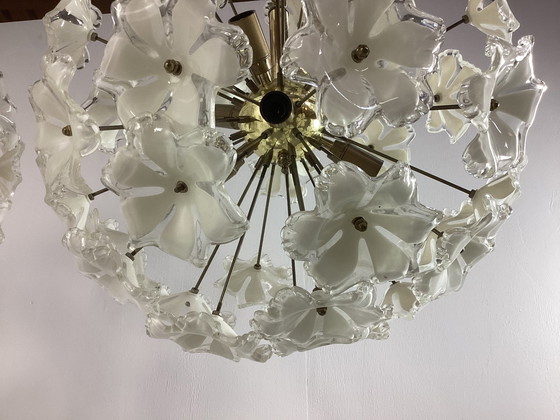 Image 1 of 2 grandi lampade Sputnik anni Settanta a forma di fiore 