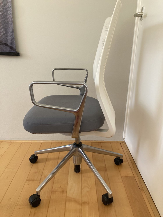Image 1 of Vitra Id Air Office Chair