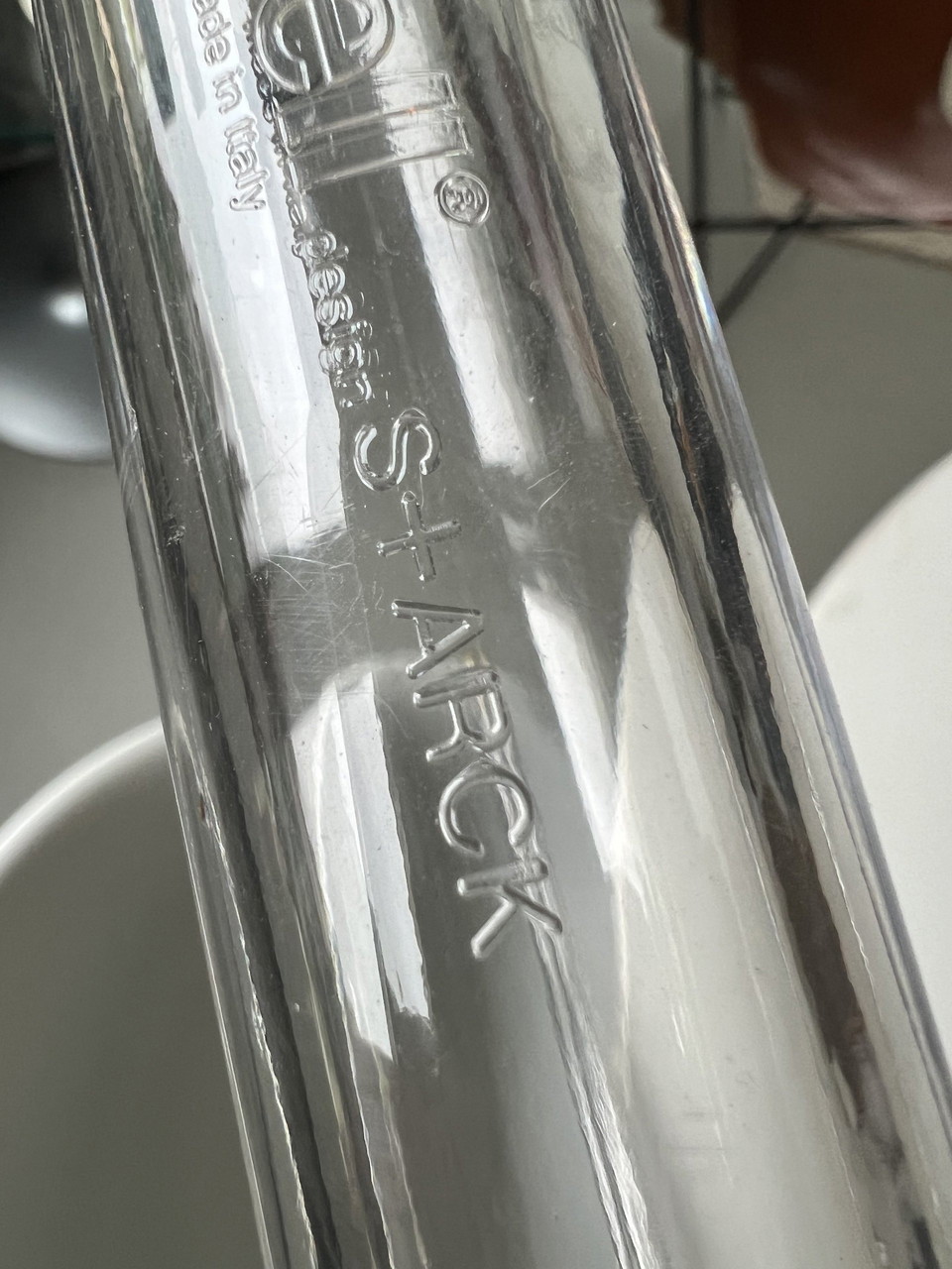 Kartell Mr Impossible Starck | €427 | Whoppah