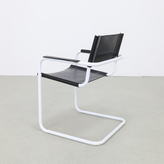 Image 1 of Chaise de salle à manger en cuir 4x, style Bauhaus, années 1980