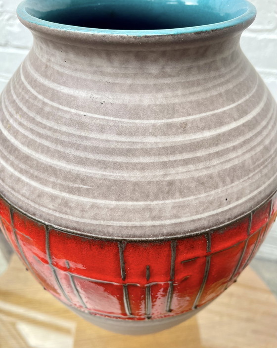 Image 1 of Vaso rosso d'epoca della Germania occidentale 1202/35