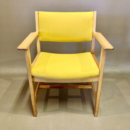 Hans Wegner "Scandinavian Design" armchair 1960