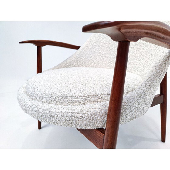 Image 1 of Coppia di poltrone vintage in legno e tessuto bianco riccio, Italia 1960