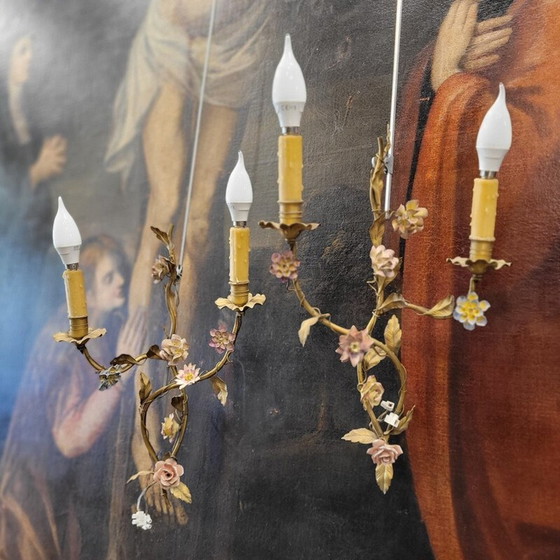 Image 1 of Pair of vintage gold metal wall lamp, Italy