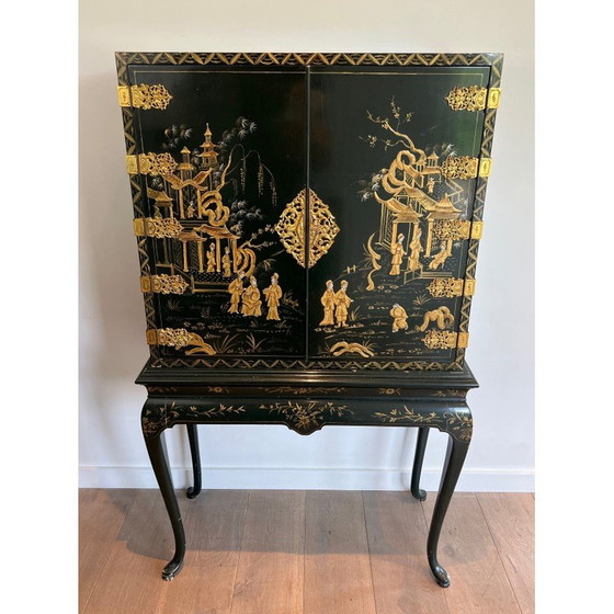Image 1 of Vintage display cabinet in Chinese lacquer and gilding, France 1940