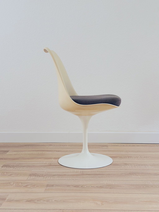 Tulip Chair by Eero Saarinen Mod. 151 for Knoll