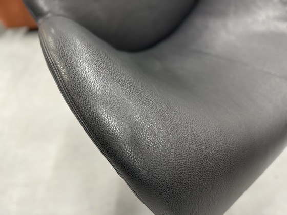 Image 1 of Leolux Papageno armchair black leather