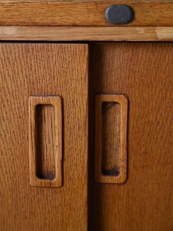 Image 1 of Credenza da ufficio in rovere scandinavo anni &#39;60, mobile TV moderno vintage