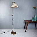 Lampada da terra Hollywood Regency Perspex Ottone