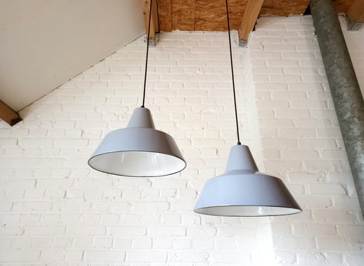 Set Of 2 Gray Enamel Industrial Pendant Lamps