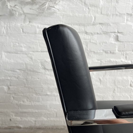 Image 1 of Knoll International - Brno cantilever chair - Black leather