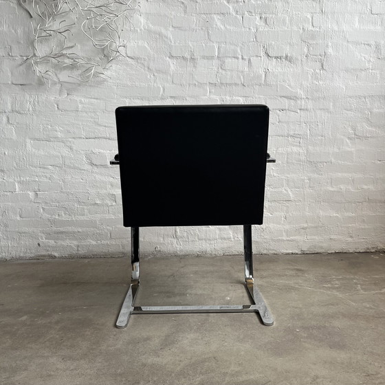 Image 1 of Knoll International - Brno cantilever chair - Black leather