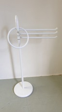 Portasciugamani/porta abiti vintage in metallo verniciato bianco italiano degli anni '80