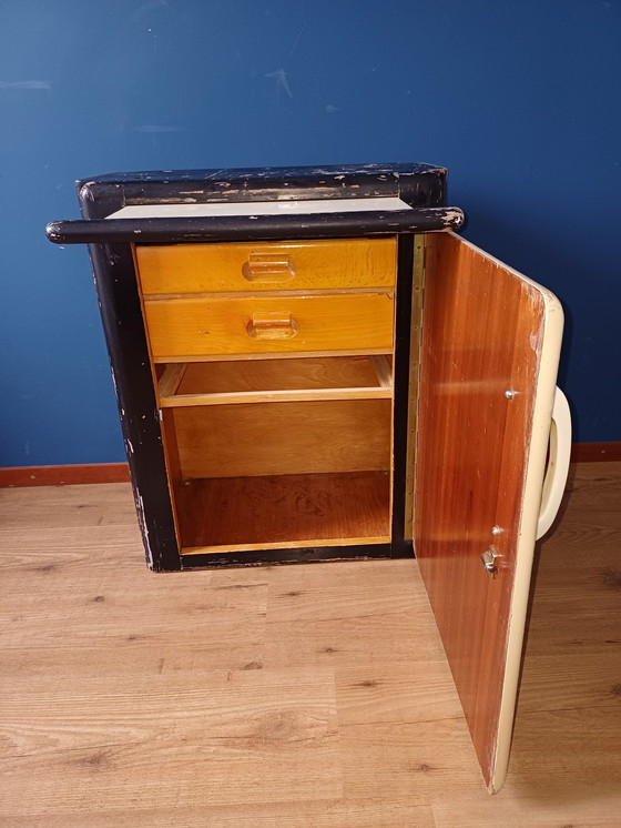 Image 1 of Mobiletto vintage Wella