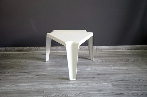 White Mid - Century coffee table by Helmut Bätzner for Bofinger