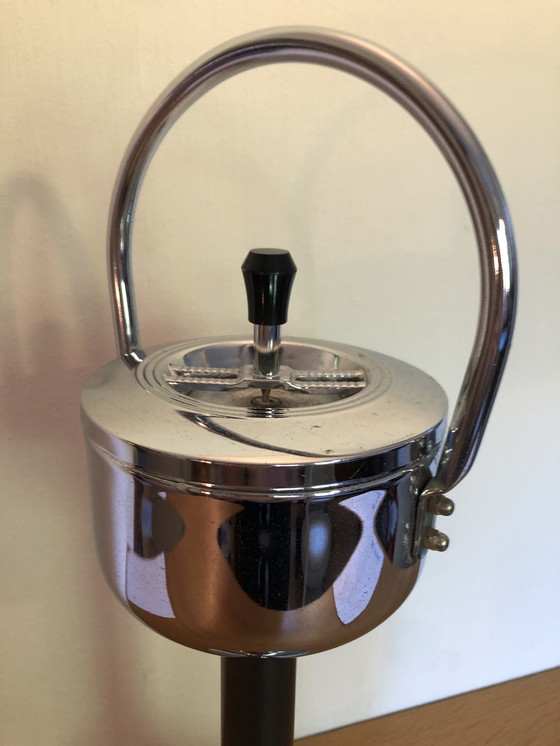 Image 1 of Cendrier à pousser vintage chromé