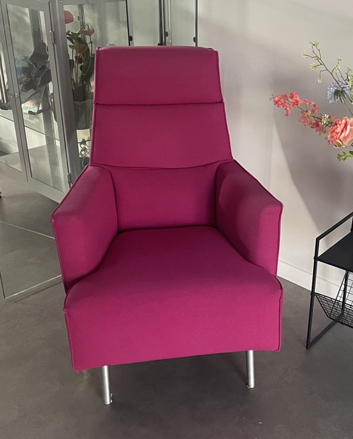 Design On Stock Armchair Solo Fuchsia Roderick Vos