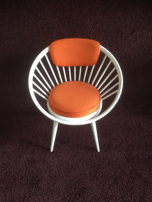 3x Circle Chair