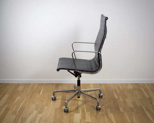 Vitra Eames Alu Chair Ea 119 Office Chair In Leather Anthracite